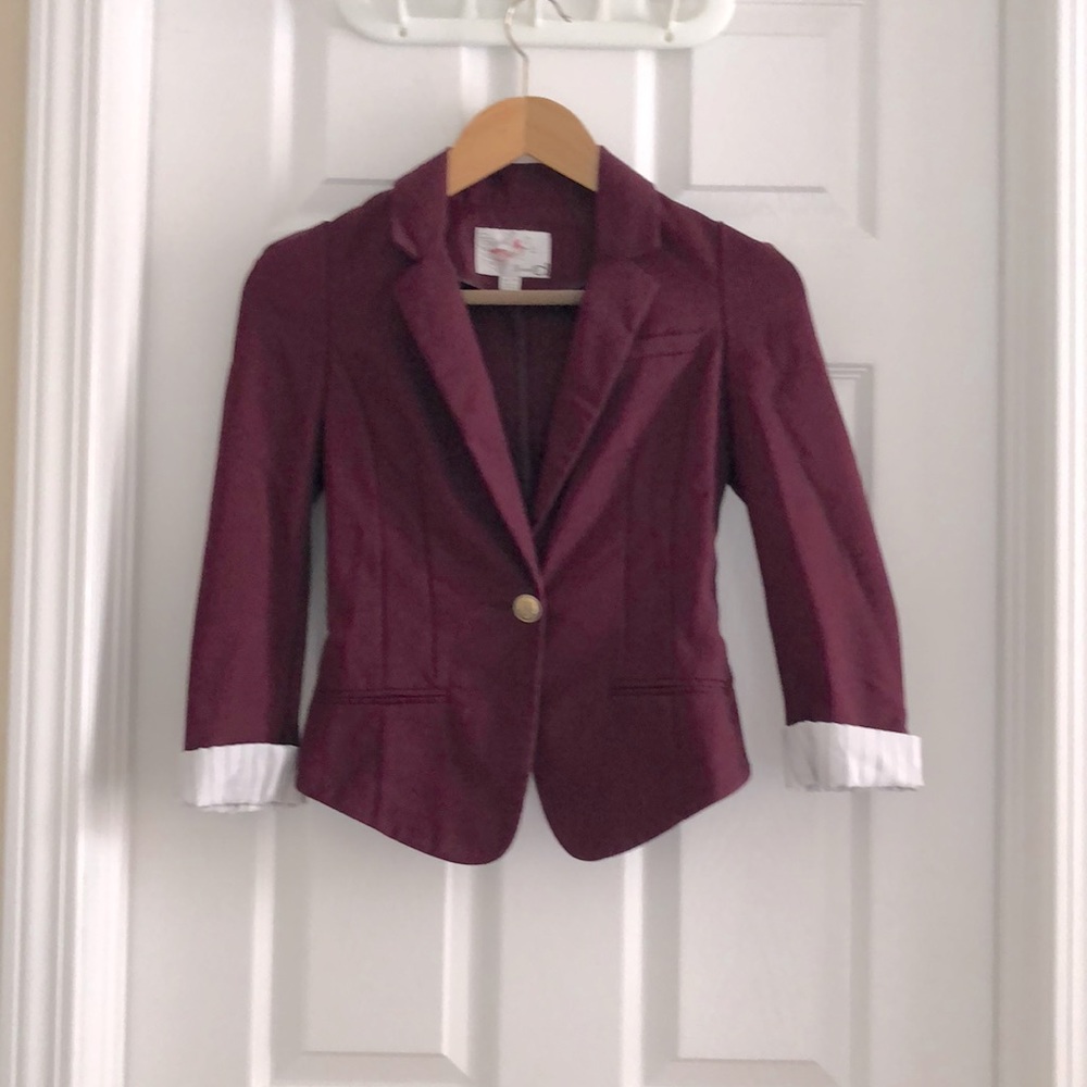 Dynamite burgundy blazer